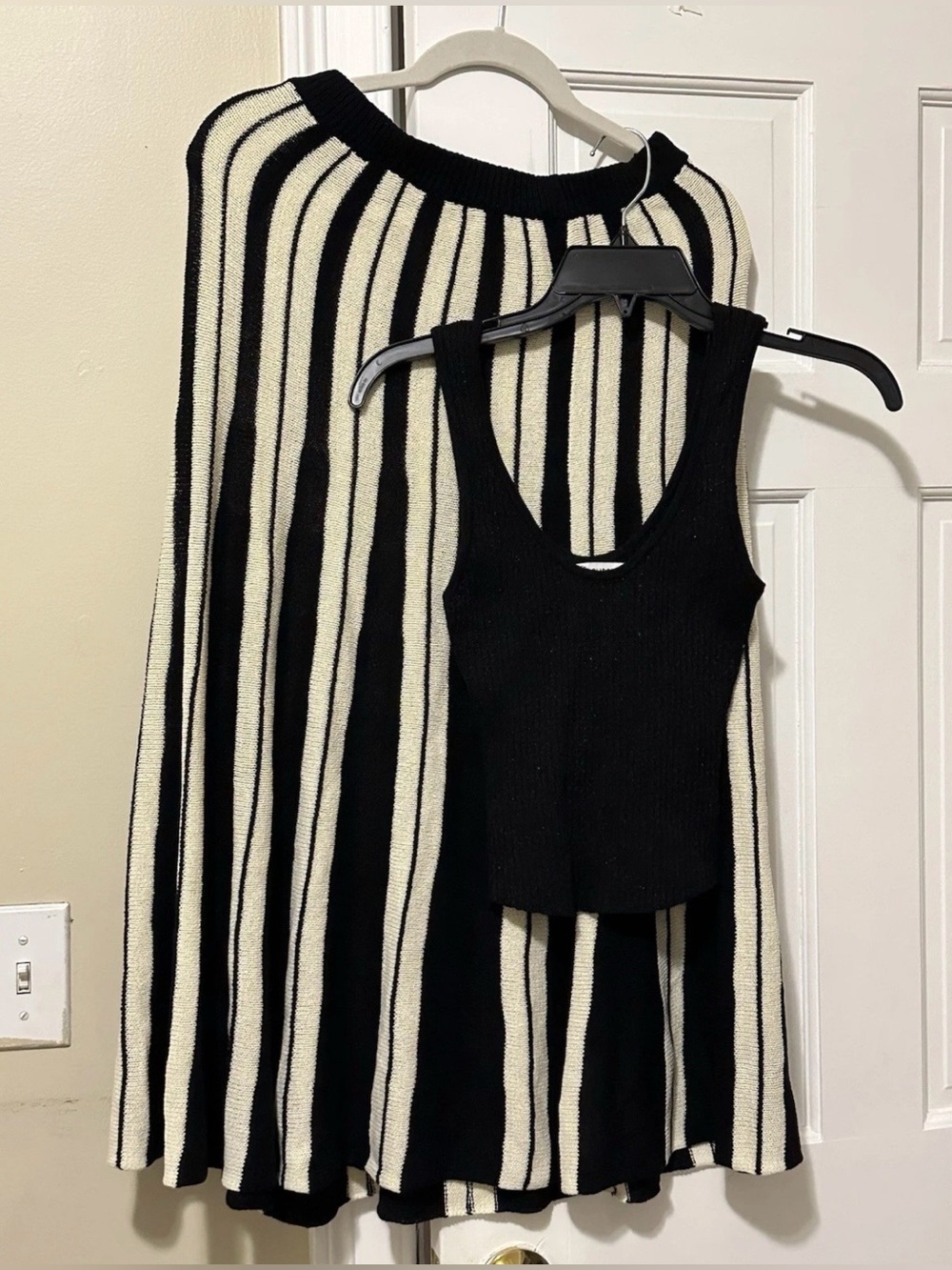 Cupshe Black Glitter Knit Sweater